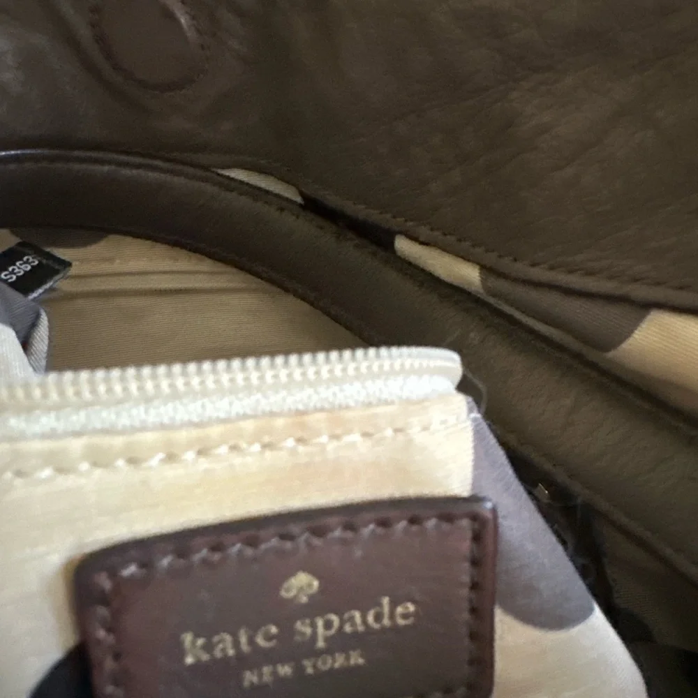 ✨ Kate Spade Taupe Pebbled Leather Chain Tote Large Neutral Shoulder Bag